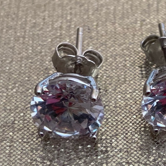 Nordstrom rack Sterling Silver Round Cut CZ Studs earrings - Picture 4 of 10